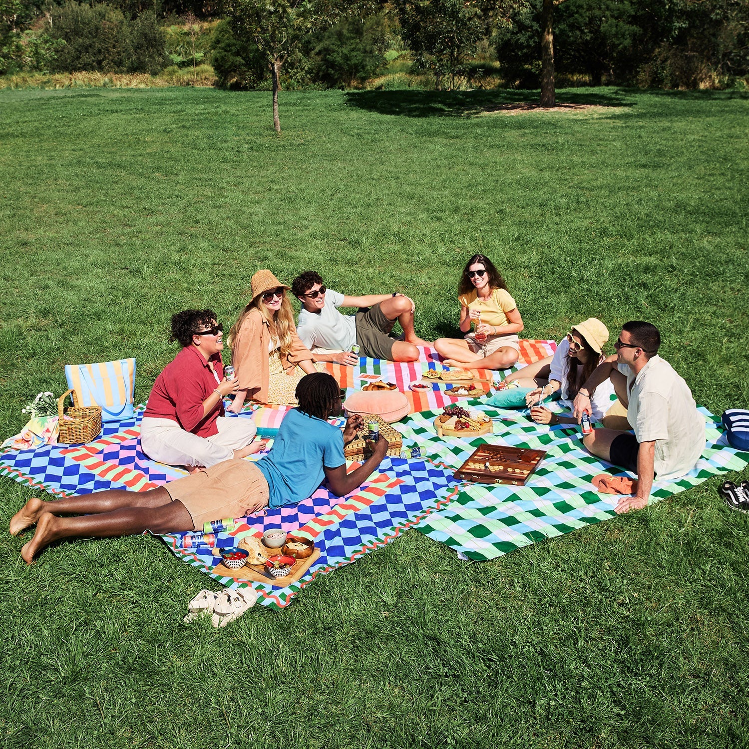 Dock & Bay Picnic Blanket - Apple Tart - Image 5