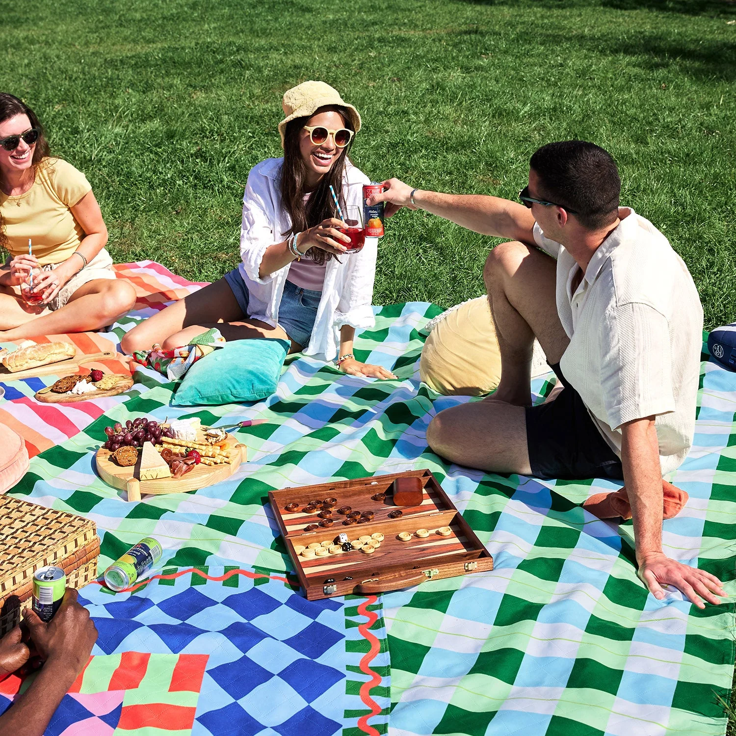 Dock & Bay Picnic Blanket - Apple Tart - Image 6