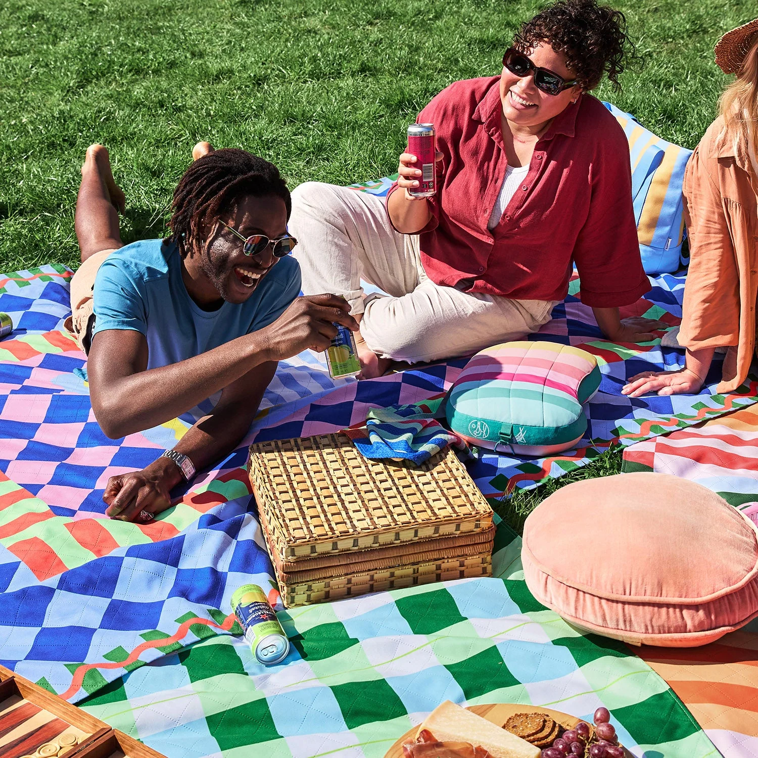 Dock & Bay Picnic Blanket - Bright Side Up - Image 10