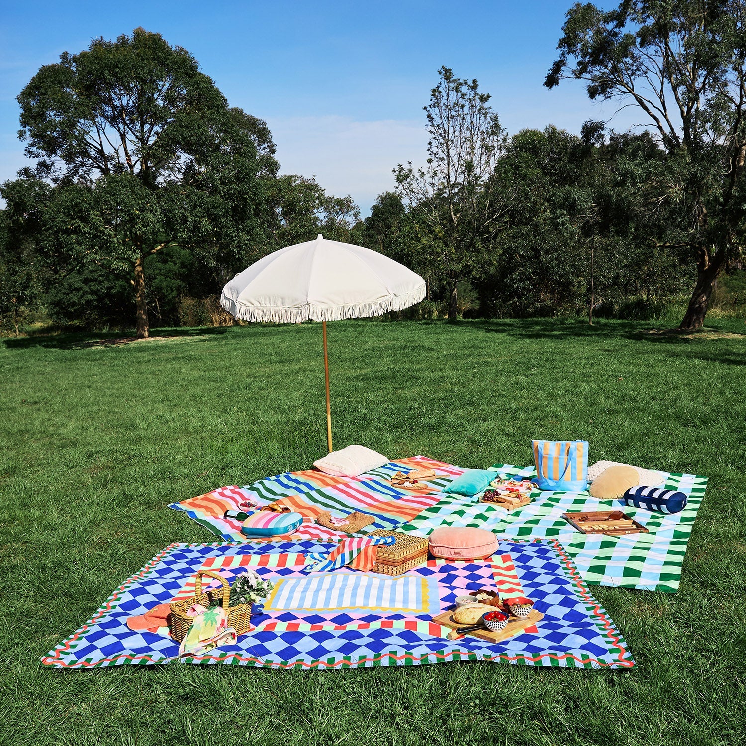 Dock & Bay Picnic Blanket - Bright Side Up - Image 5