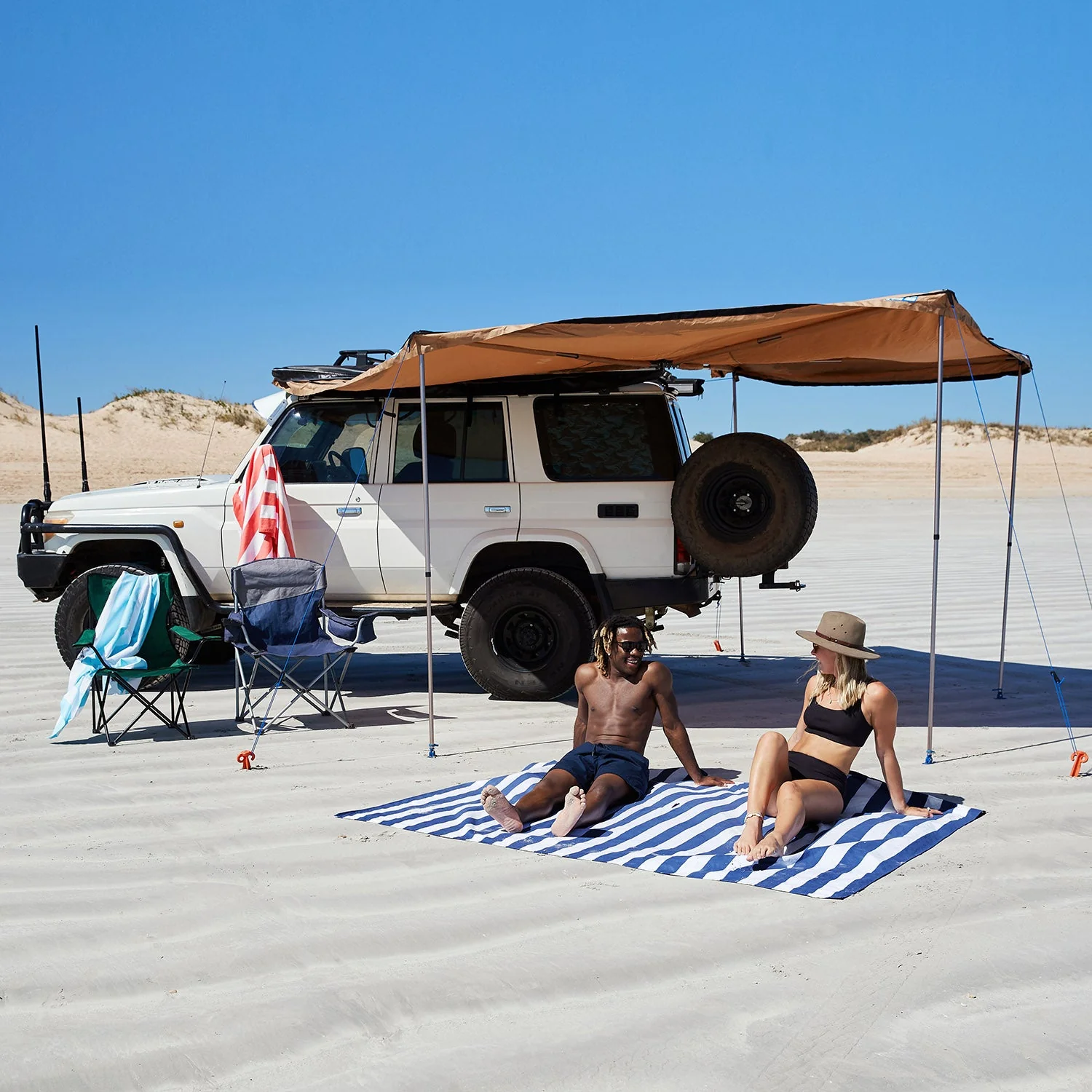Dock & Bay Picnic Blanket - Whitsunday Blue - Image 13