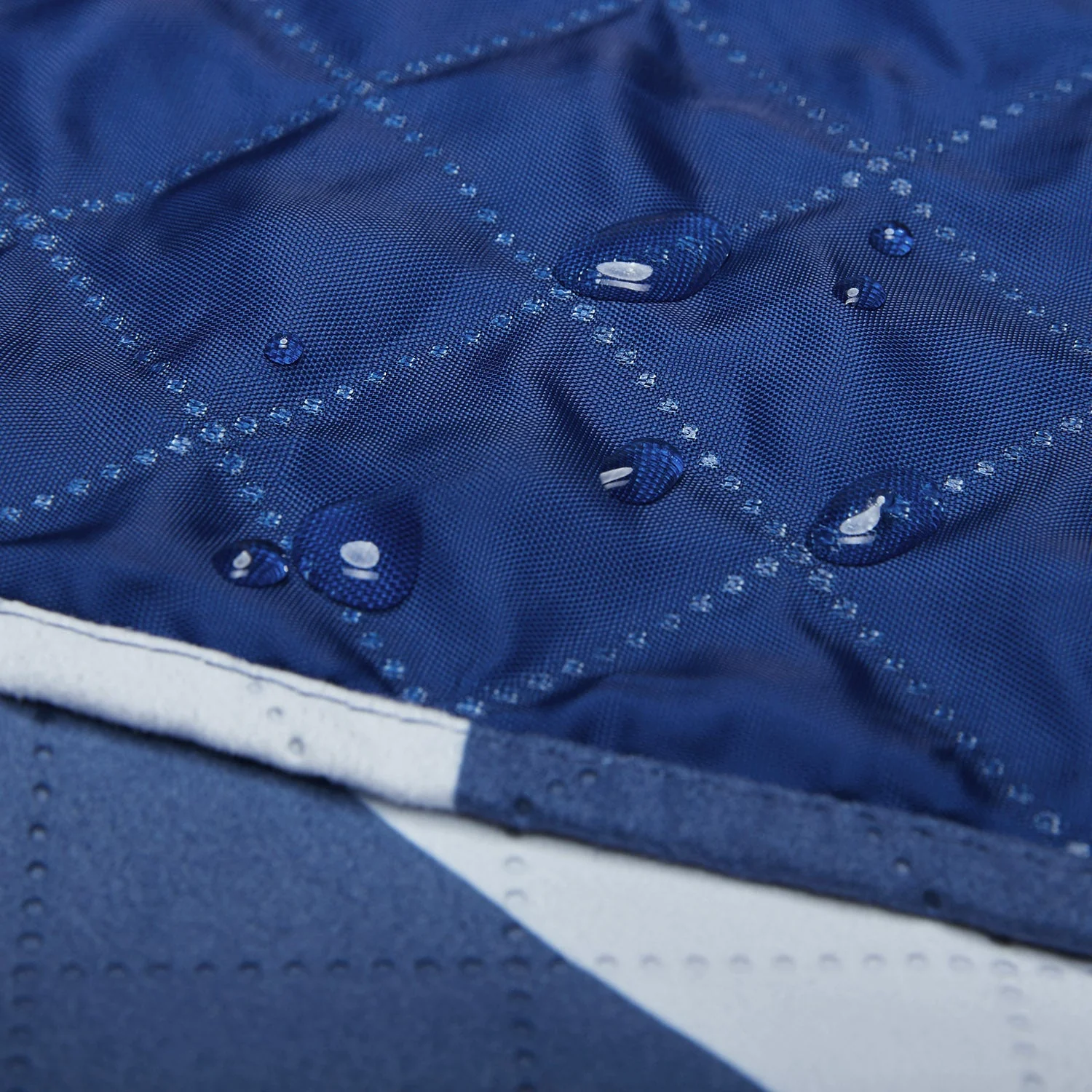 Dock & Bay Picnic Blanket - Whitsunday Blue - Image 6