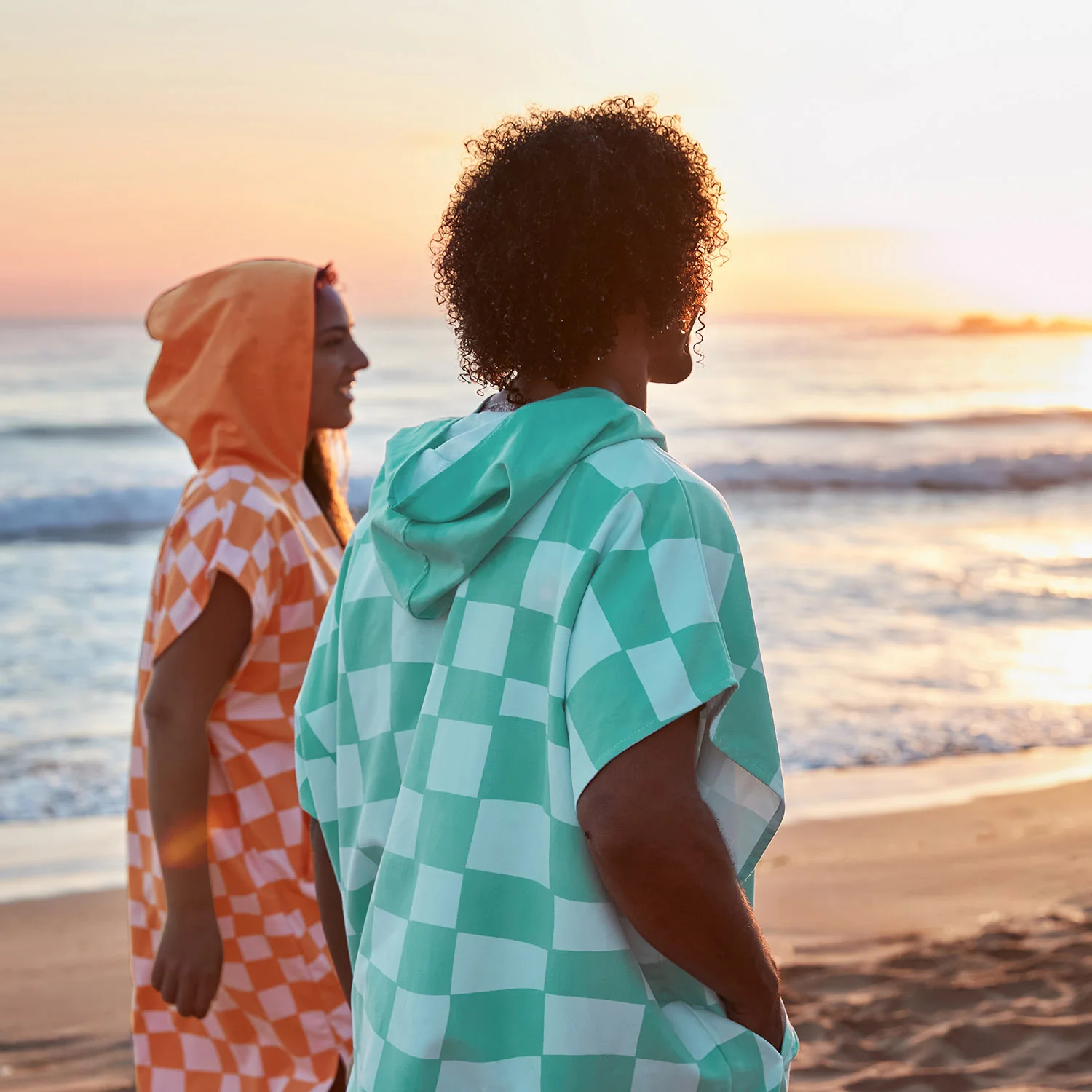 Dock & Bay Poncho - Adults - Check Mate - Image 3