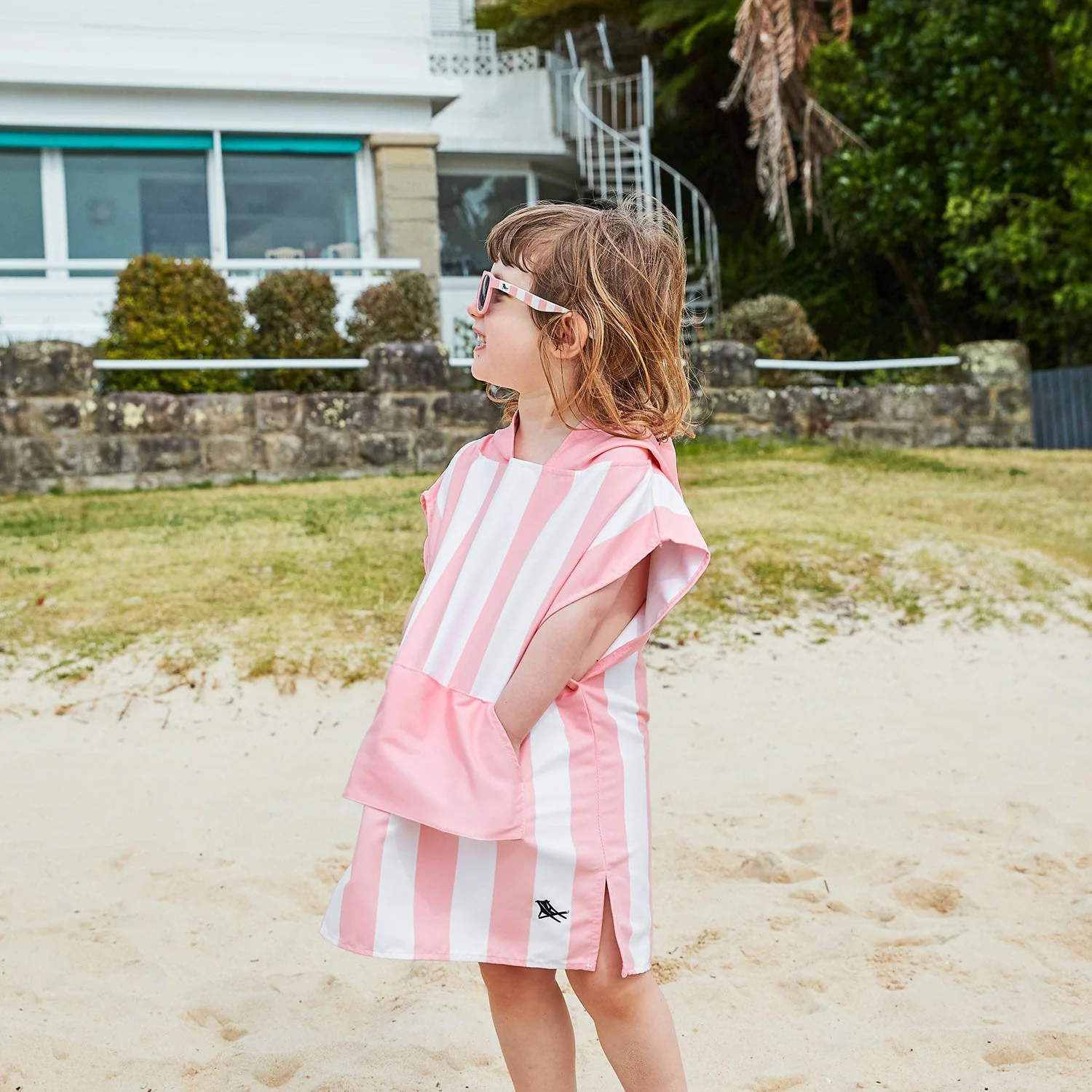 Dock & Bay Poncho - Kids - Malibu Pink - Outlet - Image 2