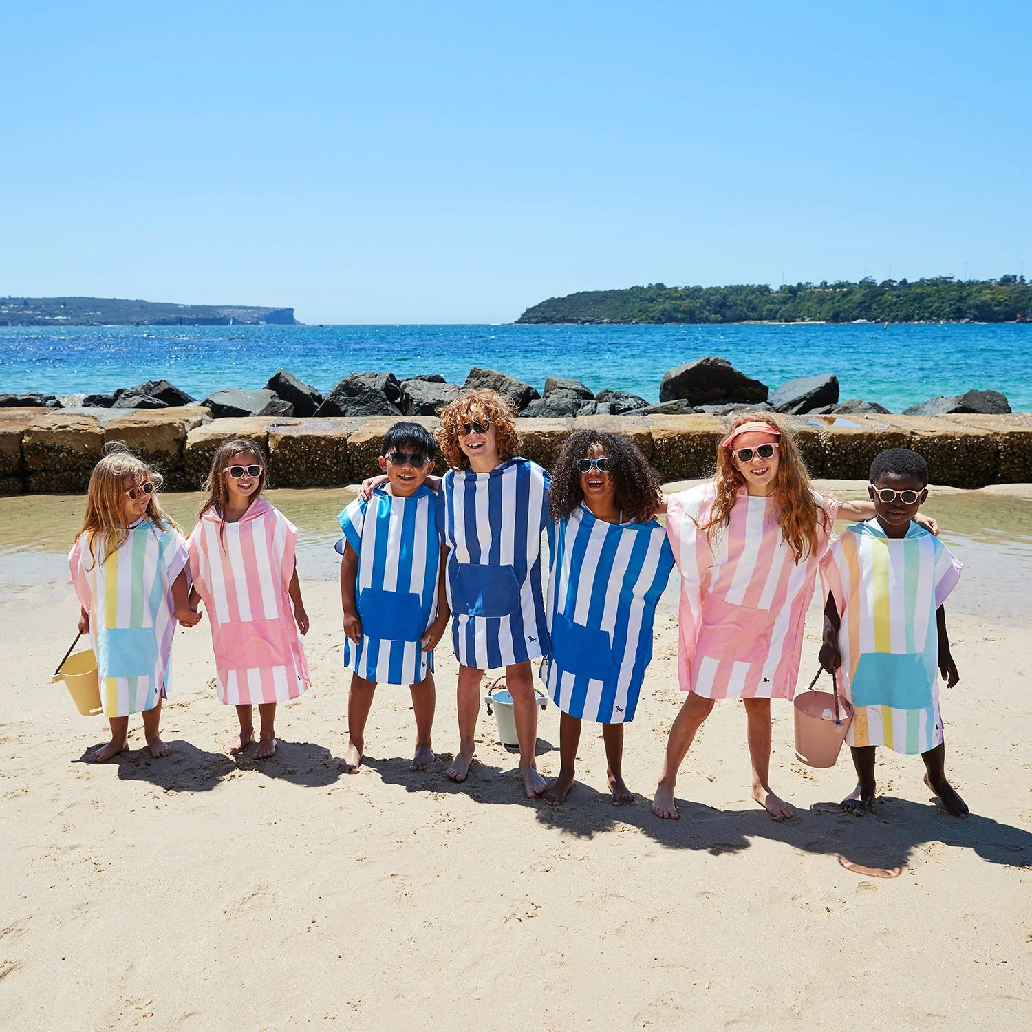 Dock & Bay Poncho - Kids - Malibu Pink - Outlet - Image 4