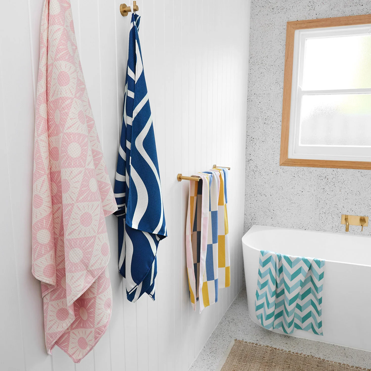 Dock & Bay Quick Dry Bath Towel - Diamond Pink - Image 9